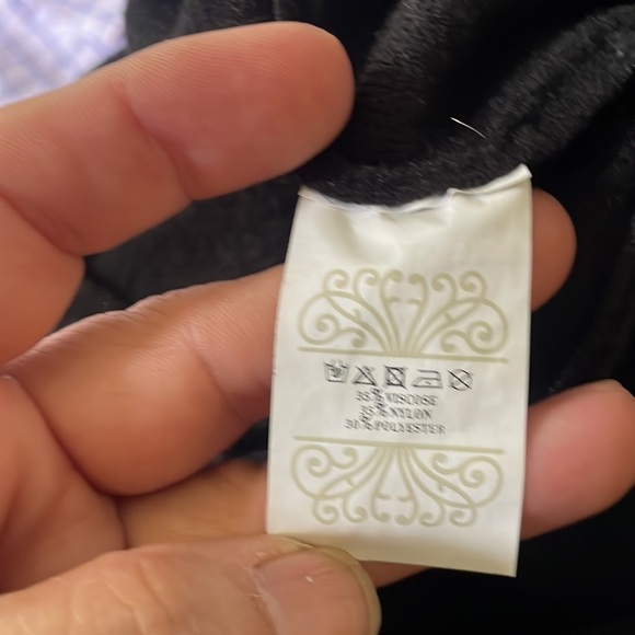 NEVER FULLY DRESSED EST. 2000 Black women’s Sweater Size Small - Picture 4 of 4